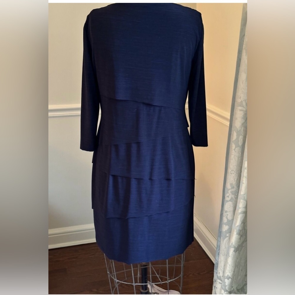 Tahari Arthur S. Levine Dress Navy Blue Tiered-Sz6 NWOT-Flattering! - Picture 6 of 15